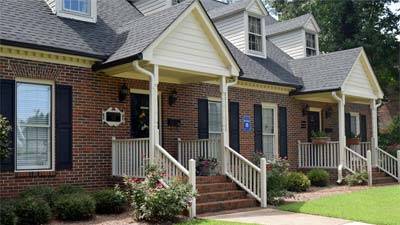 exterior of our lilburn dental office